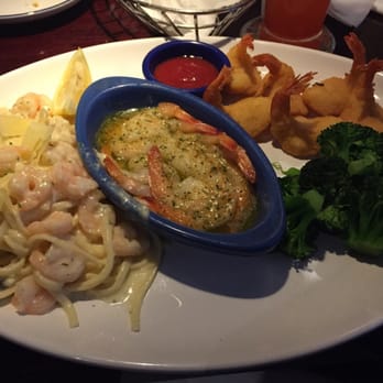 Red Lobster - Seaside seafood trio - Seafood Near Me - Bakersfield, California
