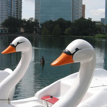 Lake Eola Park - Parks Near Me - Orlando, Florida