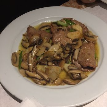 La Villa Pizza - Veal marsala - Italian Near Me - Brooklyn, New York