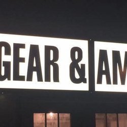Guns Gear & Ammo