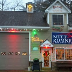 Gulbicki's Towing & Auto Repair - Always christmas here