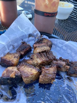 Big Hole BBQ Victor by null