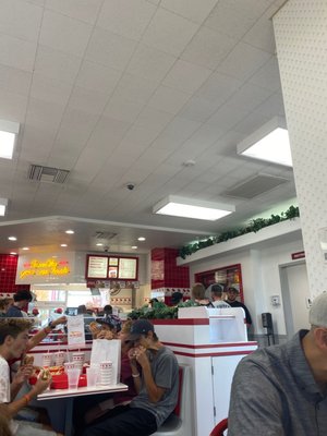 In-N-Out Burger by null