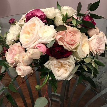 Le's Isle Rose - Trial – centerpiece - Gift Shops Near Me - East Greenwich, Rhode Island Le's Isle Rose - Trial – centerpiece - Gift Shops Near Me - East Greenwich, Rhode Island