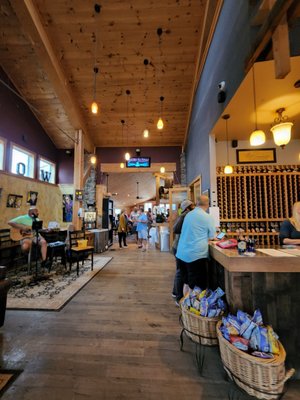 Barrel Oak Winery and Brewery by null