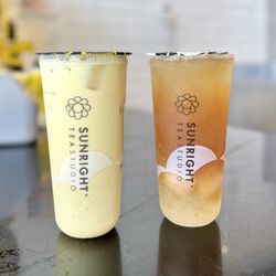 Sunright Tea Studio - San Bernardino - Mango Milk Tea, Lychee Fragrant Oolong with Aloe