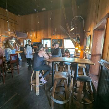 Bob's Well Bread - Inside seating - Bakeries Near Me - Los Alamos, California