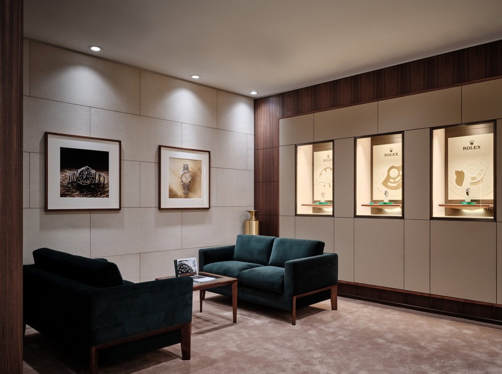 LOUPE Updated April 2024 7175 Silbury Arcade, Milton Keynes, United Kingdom Jewelry