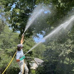 BRS Backyard Bug Busters - All Natural Tick and Mosquito Control.
