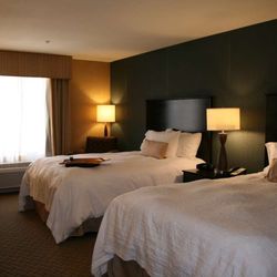 Hampton Inn & Suites Barstow - Guest room