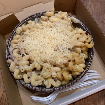 Bobbie Sue's Mac & Cheese - Carbonara mac n cheese - Comfort Food Near Me - Toronto, Ontario Bobbie Sue's Mac & Cheese - Carbonara mac n cheese - Comfort Food Near Me - Toronto, Ontario