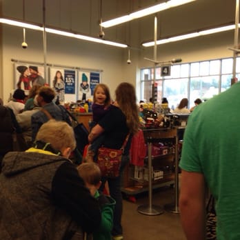 Old Navy - Crazy crowded during holiday season. All registers were open. Expect wait time 20-30 mins. - Women's Clothing Near Me - Augusta, Georgia