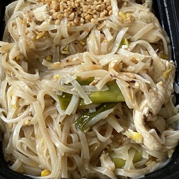 Sweet Mango Thai Cuisine - Pad Thai!! - Thai Near Me - Medina, Ohio Sweet Mango Thai Cuisine - Pad Thai!! - Thai Near Me - Medina, Ohio