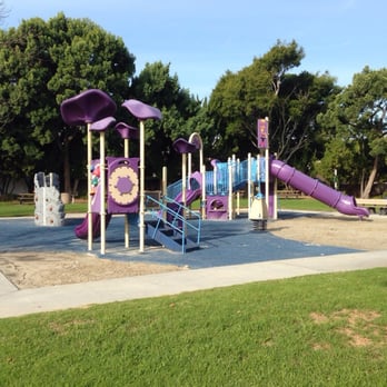 Holly Kansas Park - Equipment - Parks Near Me - El Segundo, California Holly Kansas Park - Equipment - Parks Near Me - El Segundo, California