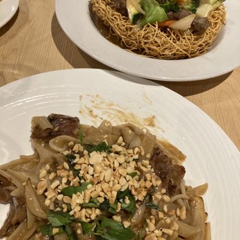 Viet House - shaking beef and chow fun - Vietnamese Near Me - Sebastopol, California Viet House - shaking beef and chow fun - Vietnamese Near Me - Sebastopol, California