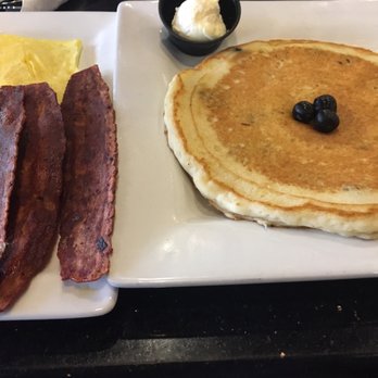 Keke's Breakfast Cafe - Blueberry Pancake w/ Turkey Bacon & Scrambled Eggs - Breakfast & Brunch Near Me - Winter Springs, Florida Keke's Breakfast Cafe - Blueberry Pancake w/ Turkey Bacon & Scrambled Eggs - Breakfast & Brunch Near Me - Winter Springs, Florida