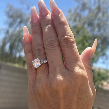 Jewel Trendz - Bling! - Jewelry Near Me - Las Vegas, Nevada Jewel Trendz - Bling! - Jewelry Near Me - Las Vegas, Nevada