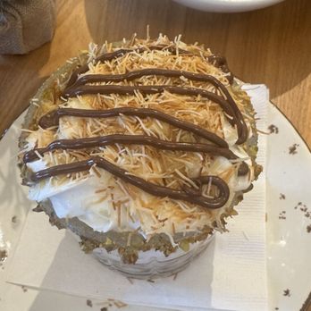 Cafe Bastille - Dubai Hot chocolate - Cafes Near Me - Weston, Florida