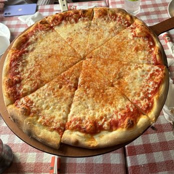 Squisito Pizza & Pasta - Large pizza - Italian Near Me - Lorton, Virginia Squisito Pizza & Pasta - Large pizza - Italian Near Me - Lorton, Virginia