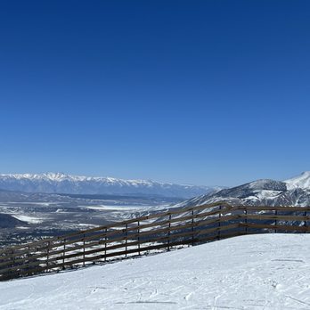 Mammoth Mountain Ski Area - Ski Resorts Near Me - Mammoth Lakes, California