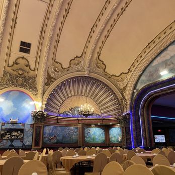 Empire Garden Restaurant - Simply gorgeous environment for your dining enjoyment - Dim Sum Near Me - Boston, Massachusetts