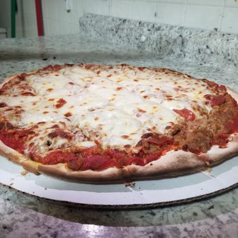 Una-Tu Pizza - Stromboli meat and Pepperoni Pizza - Pizza Near Me - Evansville, Indiana Una-Tu Pizza - Stromboli meat and Pepperoni Pizza - Pizza Near Me - Evansville, Indiana