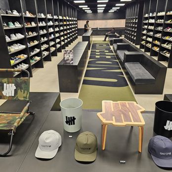 undefeated sneaker shop