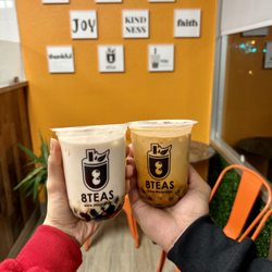 8Teas Bubble - Oolong Milk Tea and Thai Tea