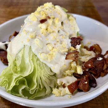 California Pizza Kitchen - Wedge salad no tomatoes - Pizza Near Me - Honolulu, Hawaii California Pizza Kitchen - Wedge salad no tomatoes - Pizza Near Me - Honolulu, Hawaii