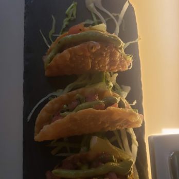 Blend Astoria - POKE TACOS, PRETTY GOOD BUT NOT HEALTHY, FOR THE HARD SHELL - Latin American Near Me - Astoria, New York
