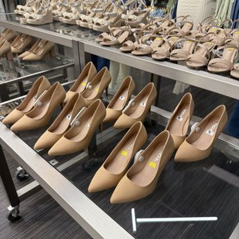 Rhapsodielle - Women's Clothing Near Me - Las Vegas, Nevada Rhapsodielle - Women's Clothing Near Me - Las Vegas, Nevada