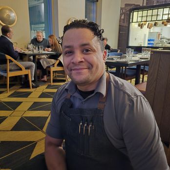 fl.2 - Jered, server extraordinaire - New American Near Me - Pittsburgh, Pennsylvania