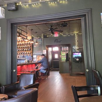Hairy Guys Brewing - Brewpubs Near Me - Jim Thorpe, Pennsylvania