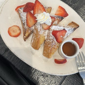 Rafael's Kitchen - French toast, good portion, not too sweet, and thick bread so pretty good - Breakfast & Brunch Near Me - Santa Ana, California