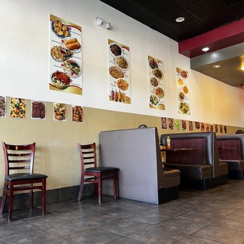 U Ni Express - the interior of a fast food restaurant - Chinese Near Me - Henderson, Nevada