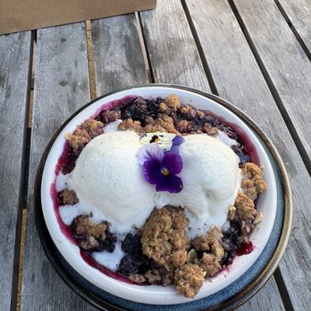 Twelvemonth - Berry cobbler and lime coconut ice cream. - Vegan Near Me - Burlingame, California