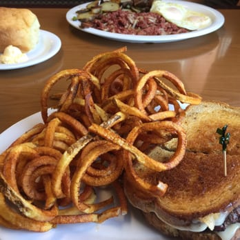 Cinders Cafe - House made curly fries and patty melt - American Near Me - Klamath Falls, Oregon Cinders Cafe - House made curly fries and patty melt - American Near Me - Klamath Falls, Oregon