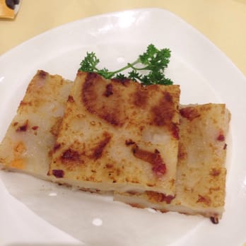 鏞記酒家 - Turnip pudding - passable - Chinese Near Me - Hong Kong, HK