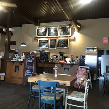 Common Grounds Coffee Cafe & Bakery - Coffee & Tea Near Me - Strafford, Missouri
