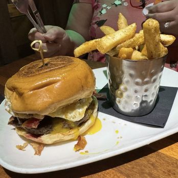 Three Birds Tavern - American Near Me - St. Petersburg, Florida Three Birds Tavern - American Near Me - St. Petersburg, Florida