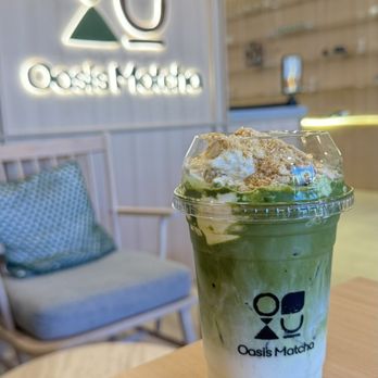Oasis Matcha - Banana Pudding Matcha Latte - Tea Rooms Near Me - Las Vegas, Nevada