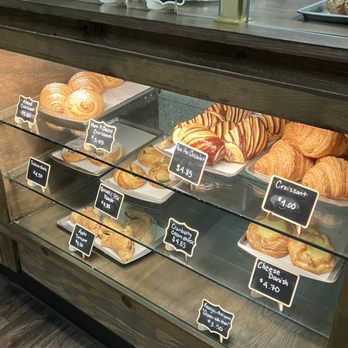 Reiter's Bakery - Case with freshly baked pastries - Coffee & Tea Near Me - Red Bluff, California