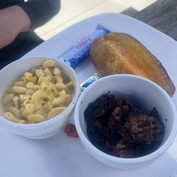 Buffalo Grill - Hochatown - American Near Me - Broken Bow, Oklahoma