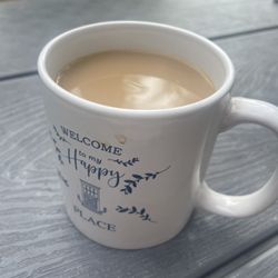 Little Tracks Cabins - Morning coffe.. so peaceful!