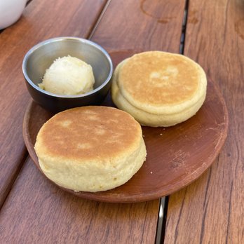 Comal - Lemon muffin with butter - Latin American Near Me - Cabo San Lucas, BCS Comal - Lemon muffin with butter - Latin American Near Me - Cabo San Lucas, BCS