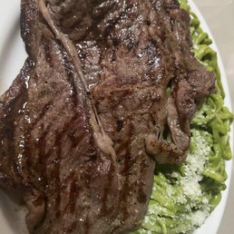 Tallarin Verde Con Bistec Ó Pollo