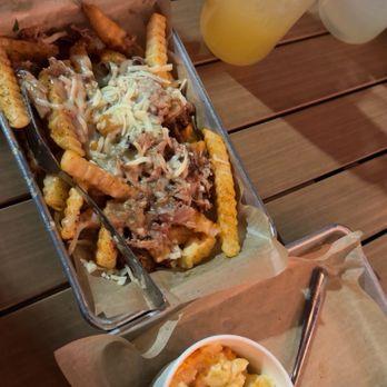 Burning Tree Smokehouse - Brisket & Gravy Fries with macaroni and cheese - Tacos Near Me - Birmingham, Alabama