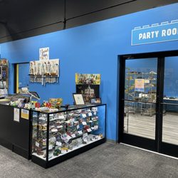 Bricks & Minifigs - Partial view of the store