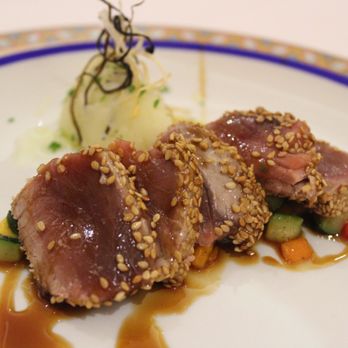 La Lubina - Seared ahi tuna. - Mediterranean Near Me - Barcelona, B