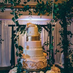 5-tier back wedding cake 12/3/2016